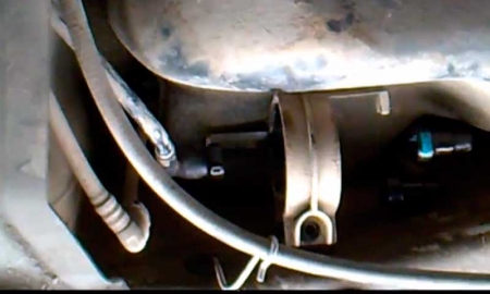 Замена топливного фильтра на Volkswagen Polo Sedan